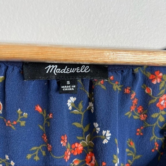 Madewell Blue Blouse Silk Stanza Ruffle-Hem Top in Moonless Floral size S - Picture 7 of 10